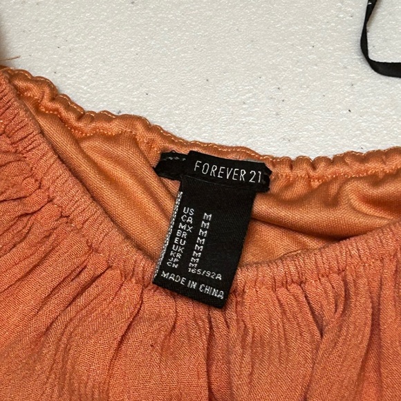 FOREVER 21 Burnt Orange Off the Shoulder Floral Design Crop Top Blouse Medium - Picture 9 of 13